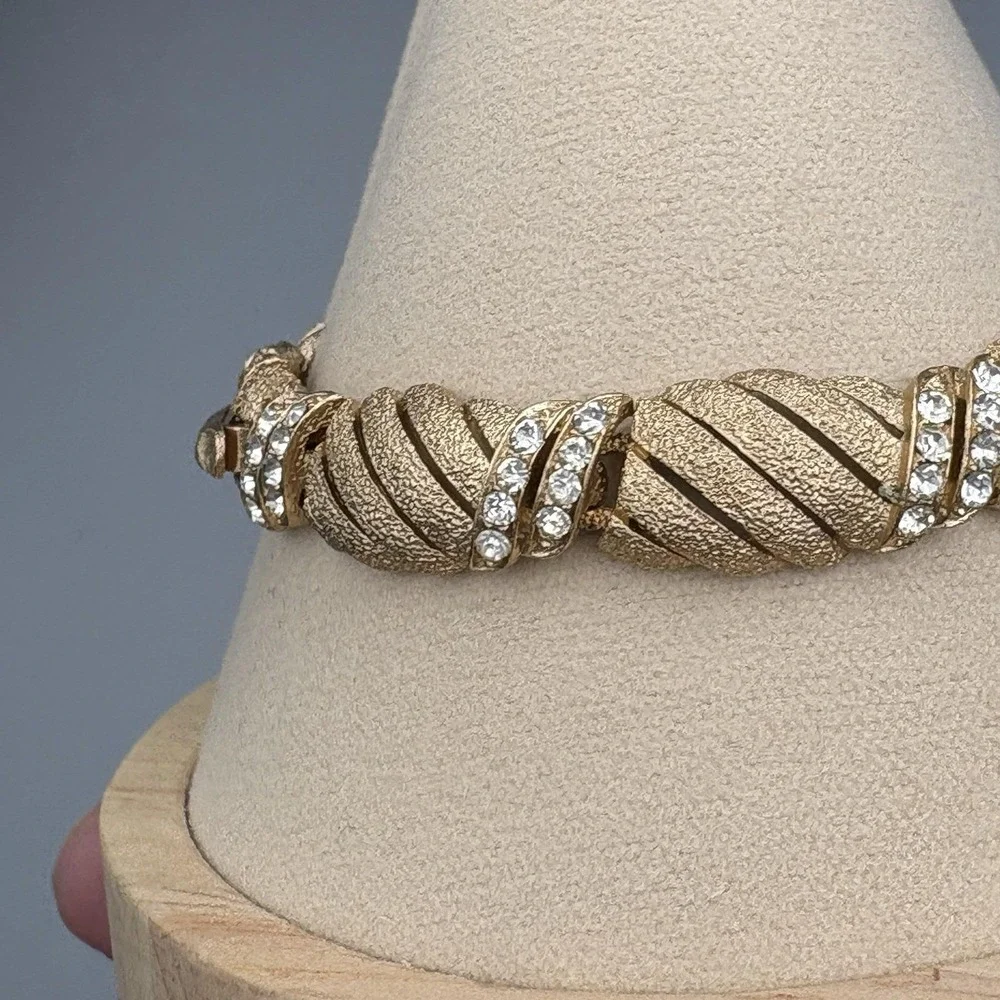 Vintage Trifari Bracelet Gold Tone Faux Rhinestones Textured MCM Elegant